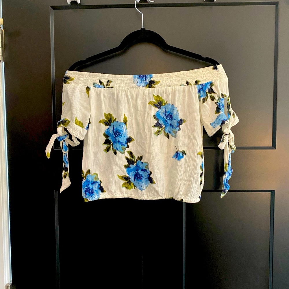 Kendall and Kylie, white/blue, XS